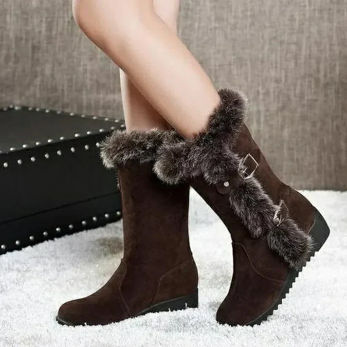 Mittellange winterschuhe für damen mit warmem fellfutter