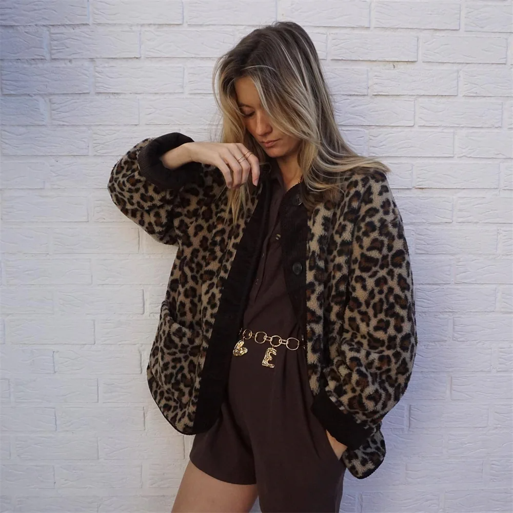 Leah | Jacke mit O-Ausschnitt und Leopardenprint