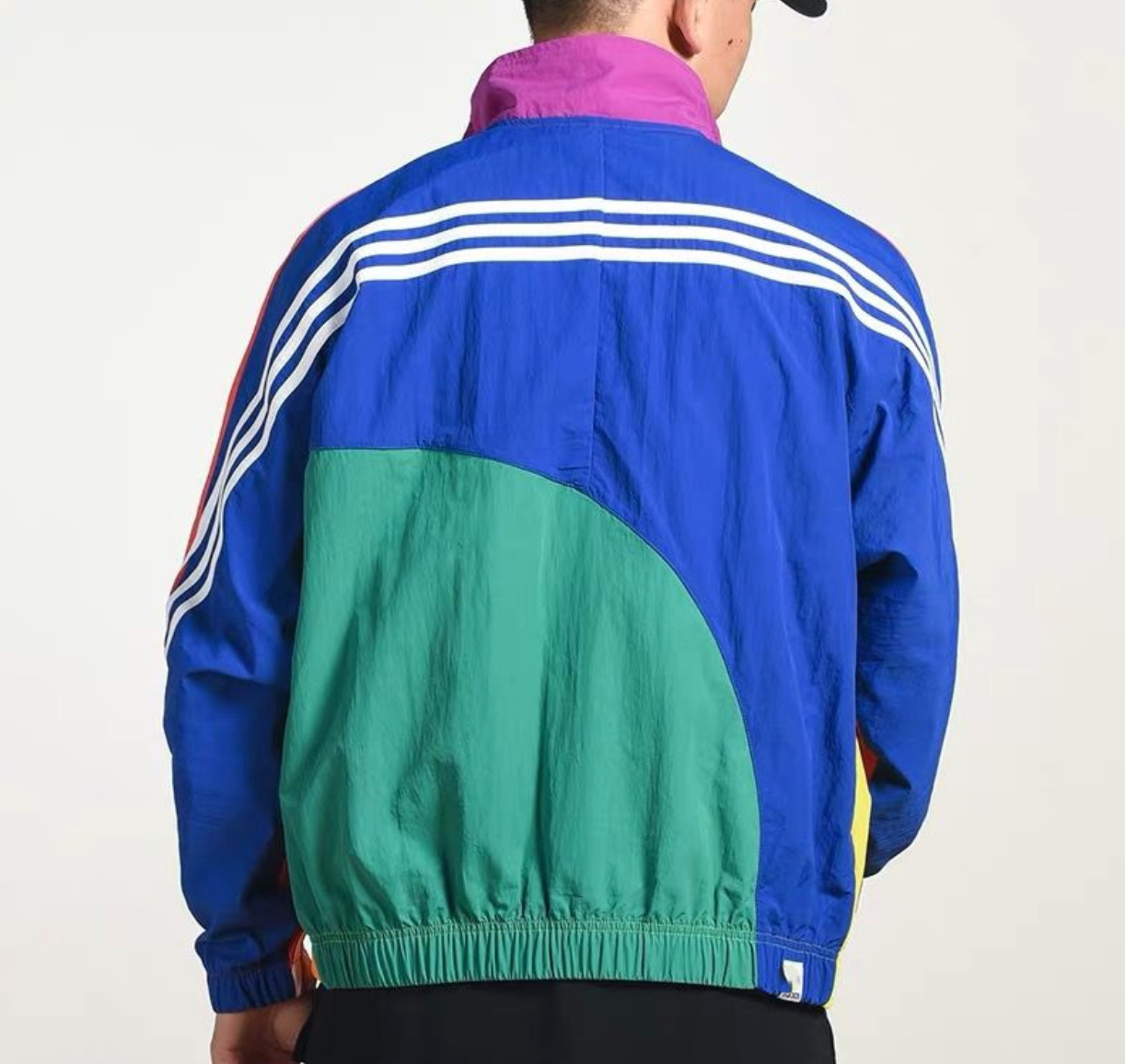 Retrino | 99's Retro Windbreaker