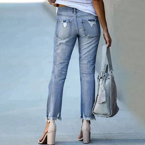 Aomi - Moderne Jeans mit tollem Schnitt und Details