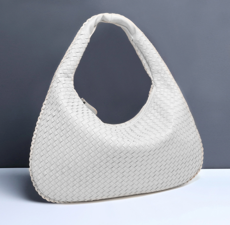 Elegante geräumige Tasche