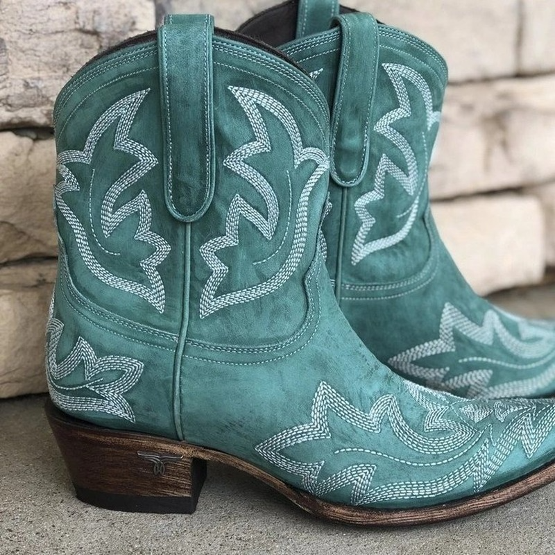 Bestickte Cowboystiefel aus Leder - Laurice