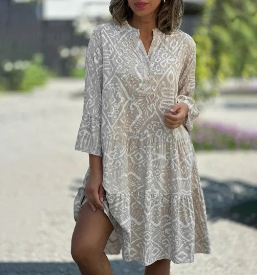 Ava – boho-kleid mit stehkragen und ethnischem grafikdruck