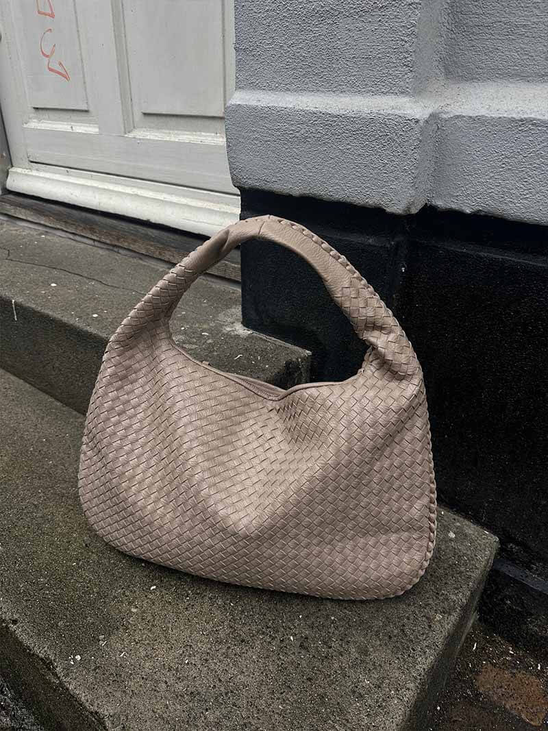 ALENA™ | GEFLOCHTENE HANDTASCHE